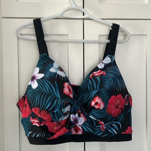 Hanna Nikole Twist Front High Black and Floral Bikini size 24W - Picture 6 of 15